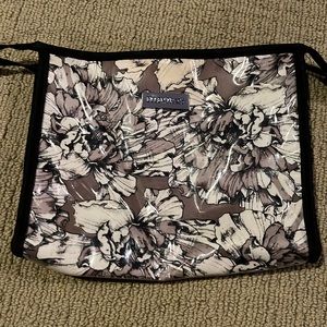 Allen Tracey make-up bag
